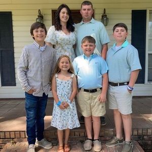 Meet your Posher, Amy